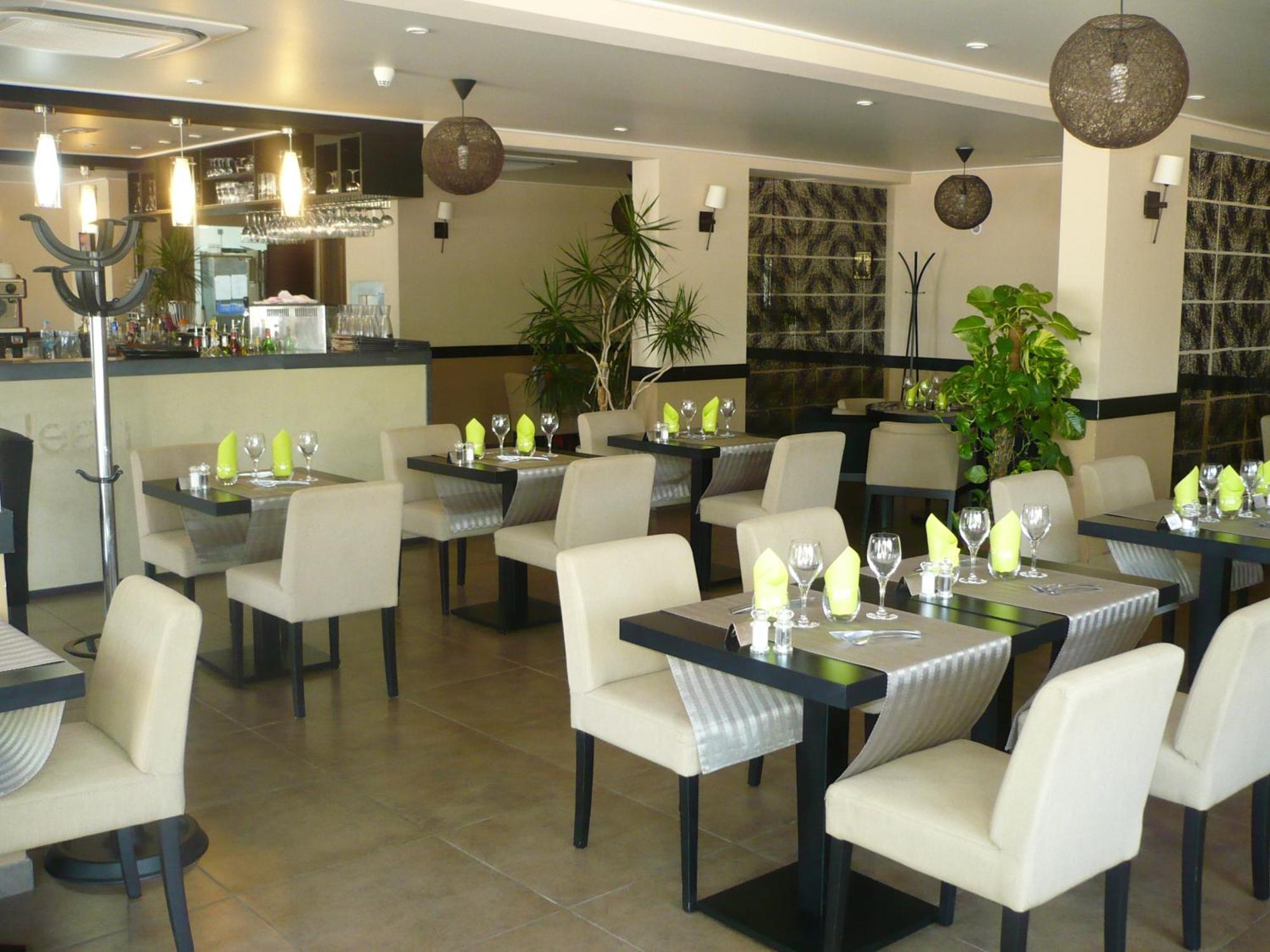 Hotel & Restaurant Le Saint Jean Cargèse Εξωτερικό φωτογραφία